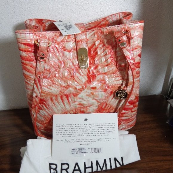 Soldout Brahmin Flamingo Fiora Bucket Bag Melbourne Leather Marble Feath… - Picture 1 of 15